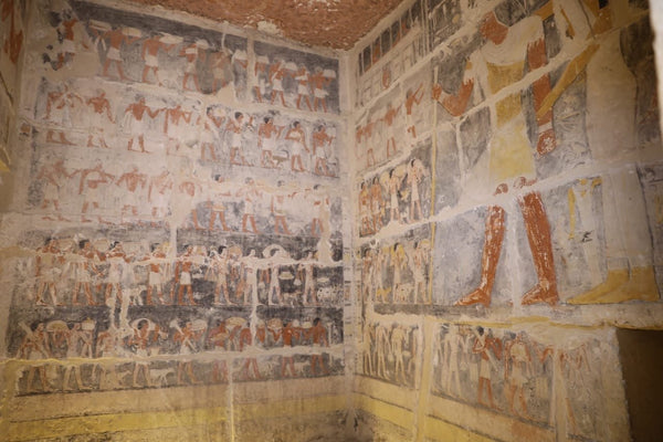 Egypt Lures Visitors with 4,000 Year Old Tomb - Karwansaray Publishers